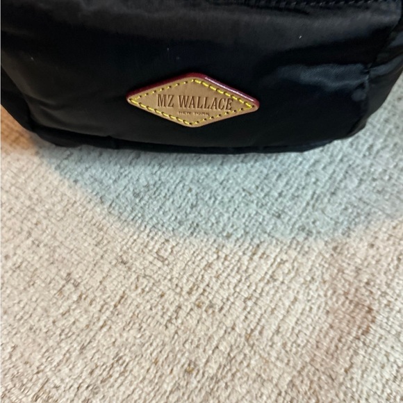 Mzwallace crossbody black used once bought Mzwallace outlet - Picture 2 of 5